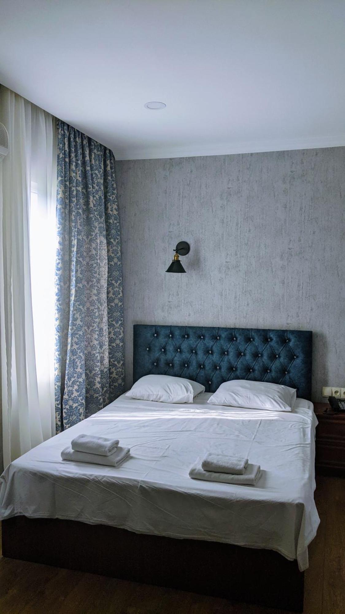 Hotel Kalanga Tbiliszi Szoba fotó