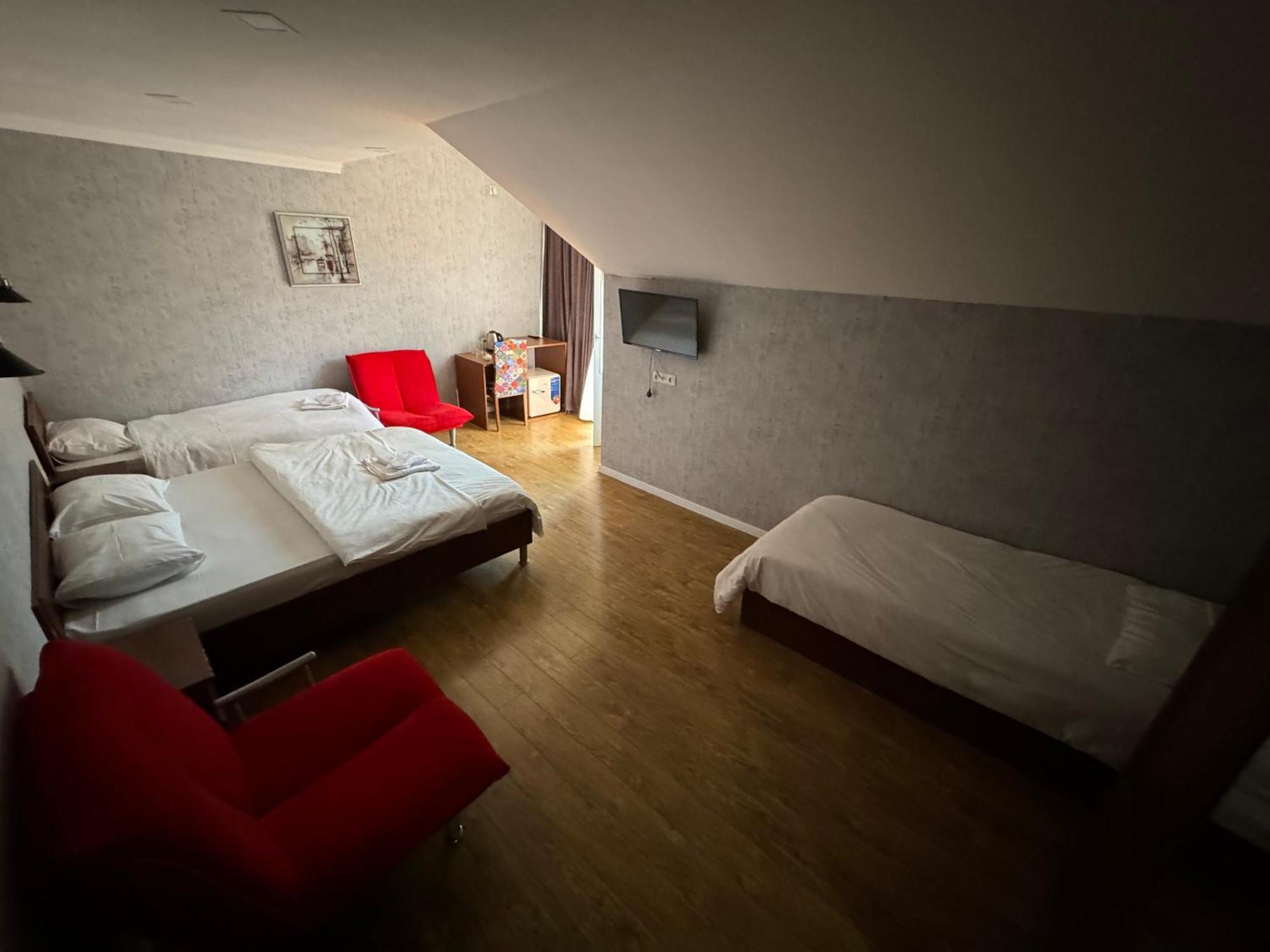 Hotel Kalanga Tbiliszi Kültér fotó